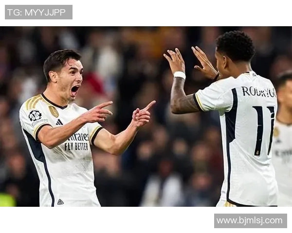 戴眼镜的足球明星们：他们如何打破外貌与实力的偏见创造传奇